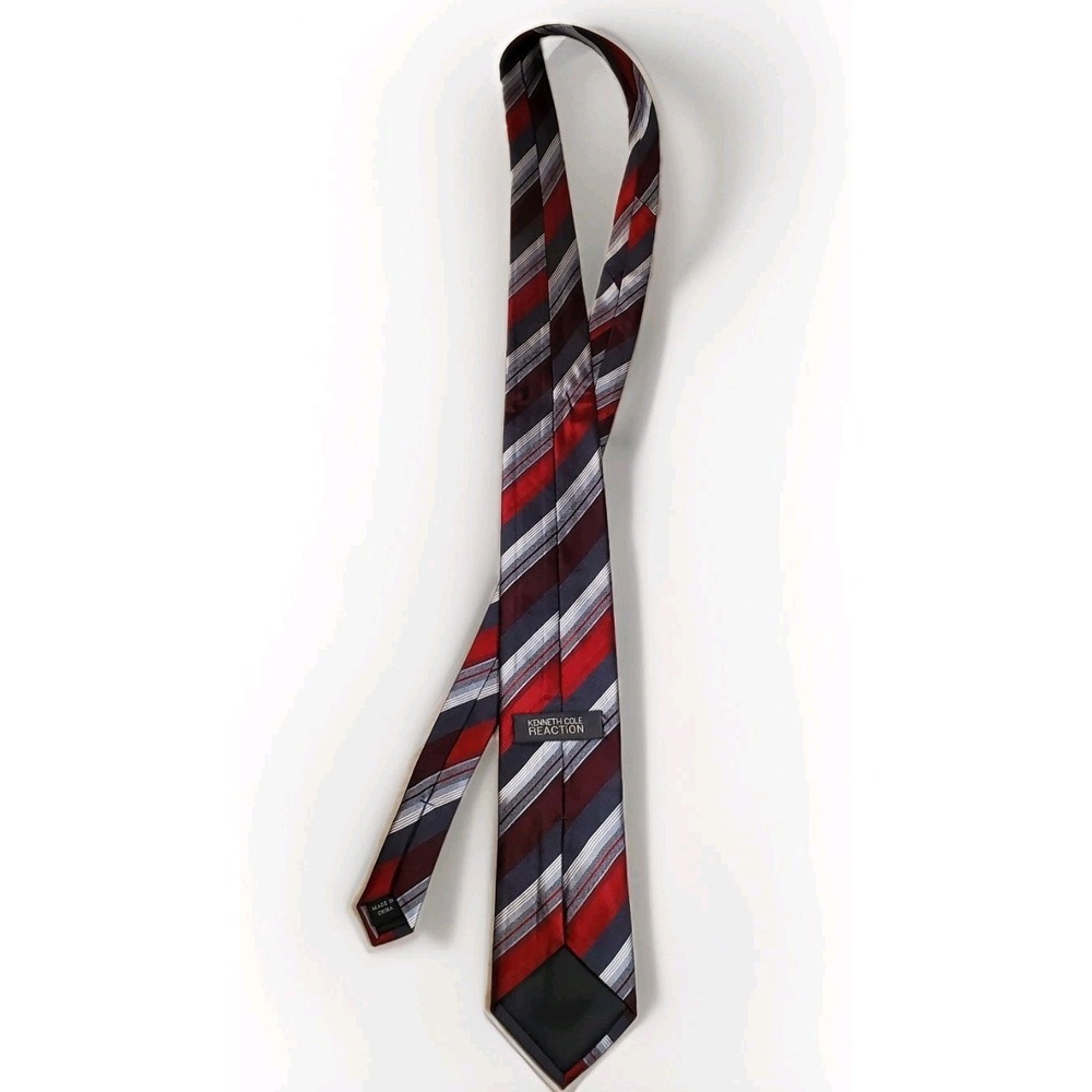Kenneth Cole Reaction 100% Silk Men's Neck Tie Red Grey And Black 58 Inches - Picture 5 of 7